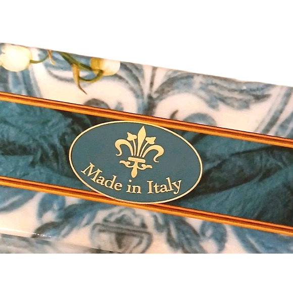 2 Bars of Luxury Italian Soap LILLY OF THE VALLEY italy Luxe Spa Bath GIft Box - Picture 7 of 16